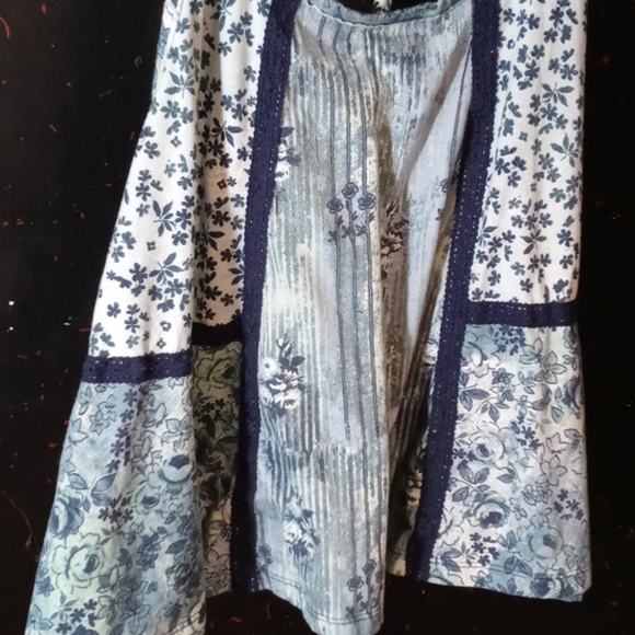 Tank top - Picture 2 of 5